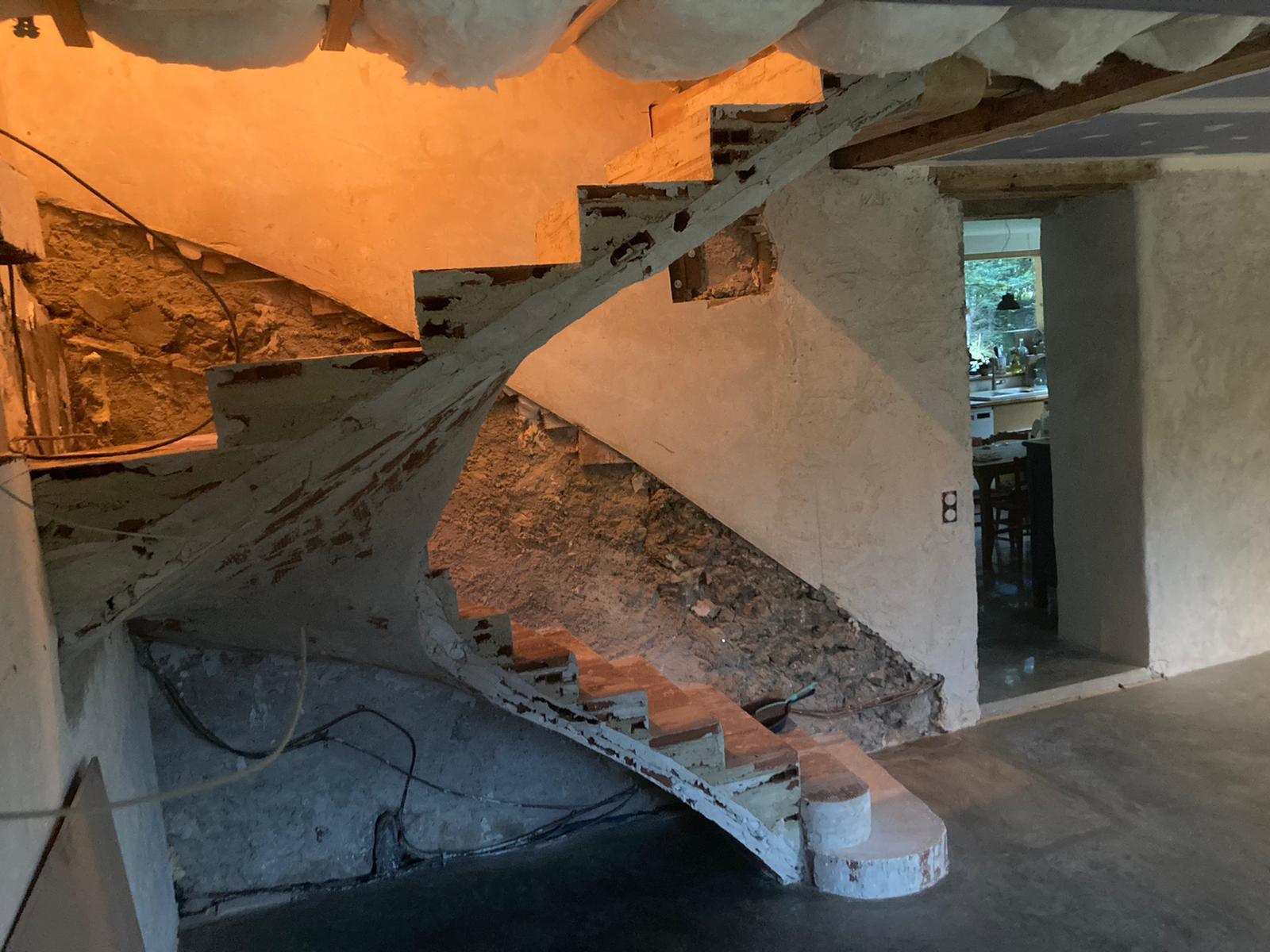 Escalier double quart tournant vue profil